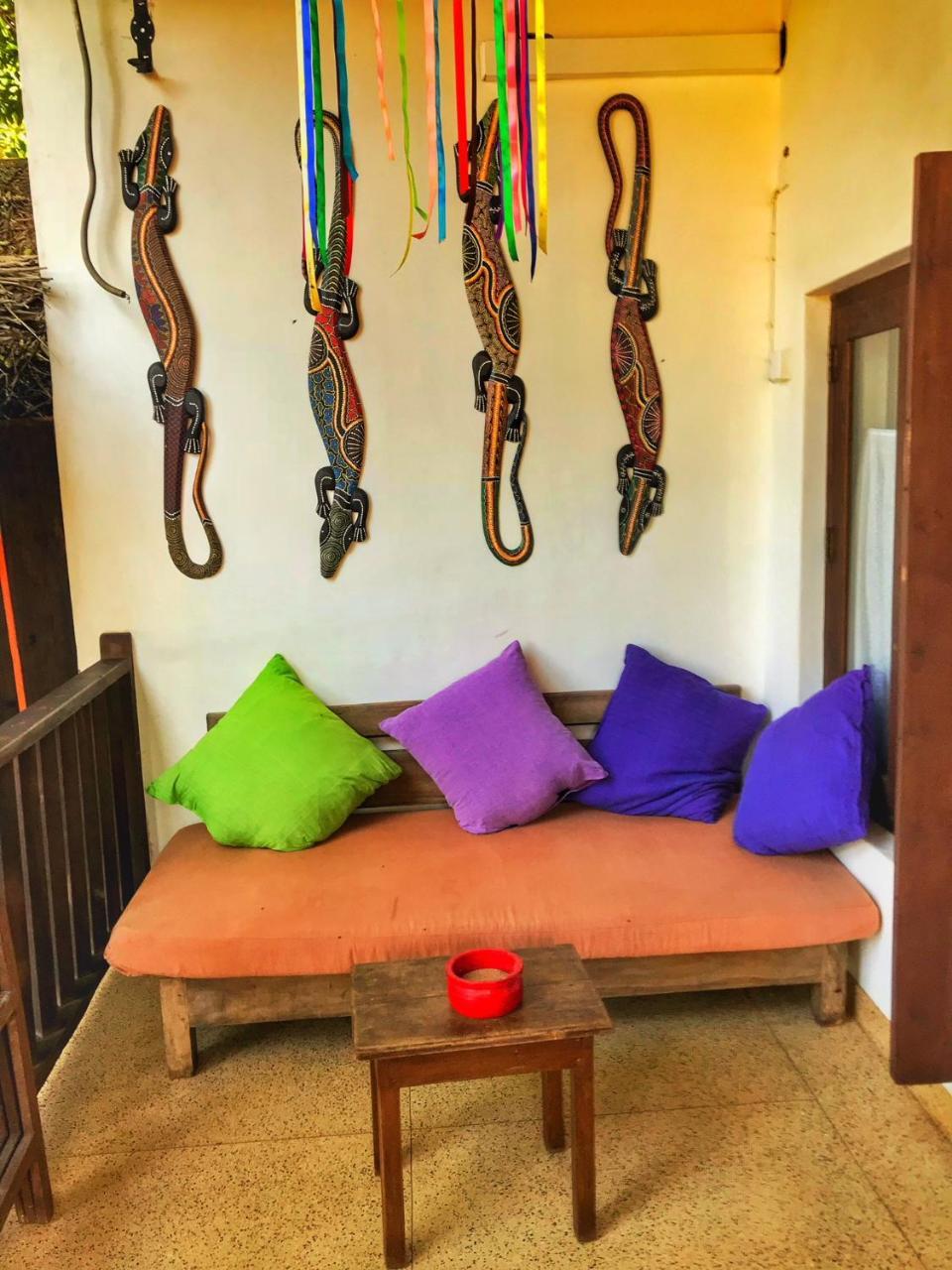Gecko Restaurant&Rooms Arugam Bay Buitenkant foto
